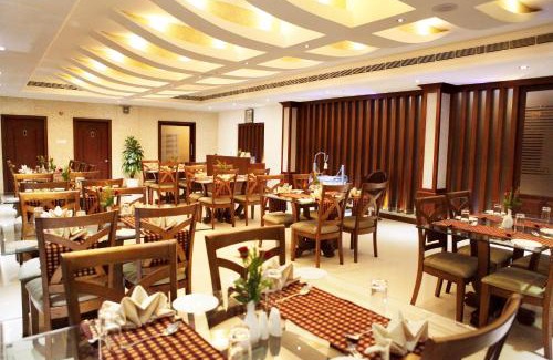 Irinjalakuda Hotel | Athirappilly Residency Chalakudy