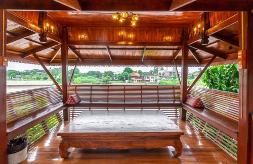 Ayutthaya House | Athithara home river view