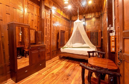 Ayutthaya House | Athithara home river view