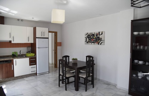 Cruz Roja-Capuchinos Apartment | Atico Sevilla, center