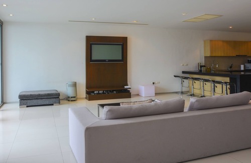 Patong Villa | Atika Villa 1 oceanfront pool villa