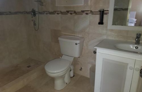 Hill Crest Apartment | Atlantic Breezes