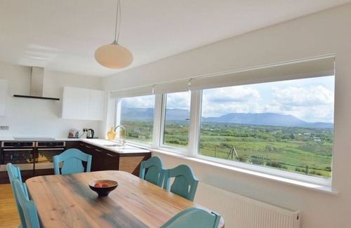 Louisburgh House | Atlantic Sunset View
