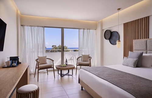 Agios Tychon Hotel | Atlantica Bay Hotel - Adults Only