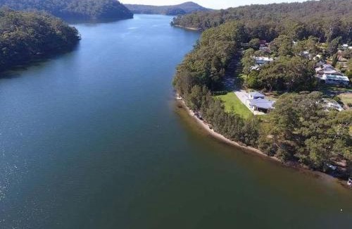 Conjola Park House | Atlantis on lake conjola