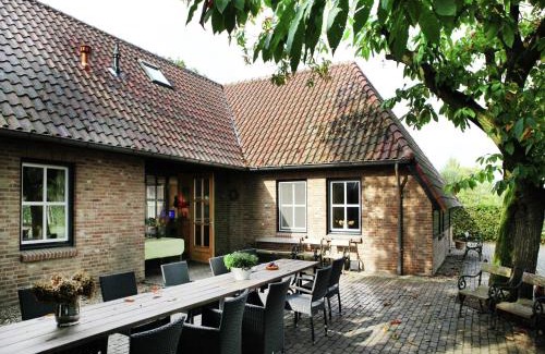 Heusden Gem Asten House | Atmospheric country house in Asten on a golf course