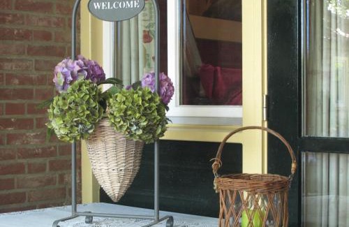 Heusden Gem Asten House | Atmospheric country house in Asten on a golf course