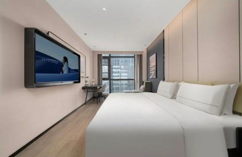 Cixi Hotel | Atour Hotel Cixi Shanglinfang Yintai Department Store