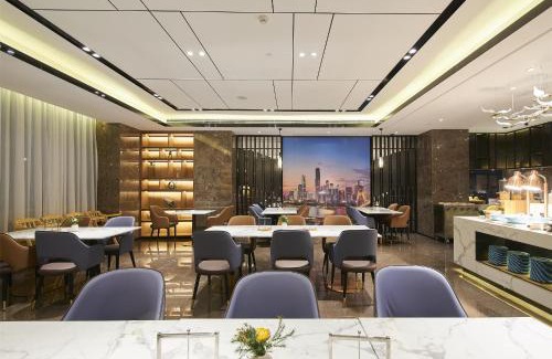 Baiyun Hotel | Atour Hotel Guangzhou Baiyun New Town Jiangxia Metro Station