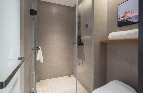 Shizhong Hotel | Atour Hotel Jinan Jing Si Road Wanda Plaza