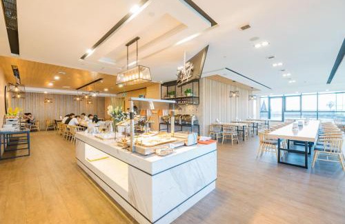 Deqing County Hotel | Atour Hotel (Mogan Mountain)