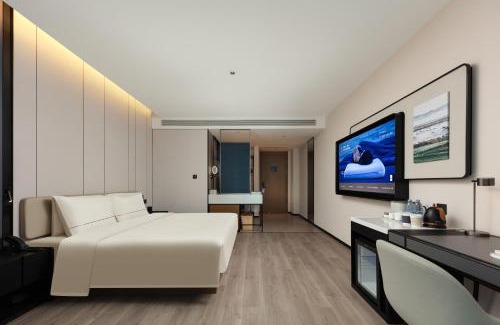 Dongxing District Hotel | Atour Hotel Neijiang North Railway Station Chuanhua Plaza