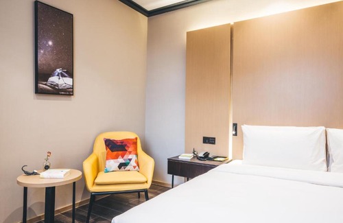 Yuhang District Hotel | Atour Light (Hangzhou Future Scientific City)