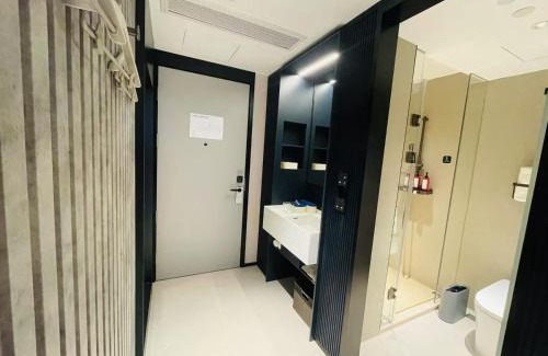 Chongqing Hotel | Atour Light Hotel Chongqing Jiulongpo Shiqiaopu Subway Station