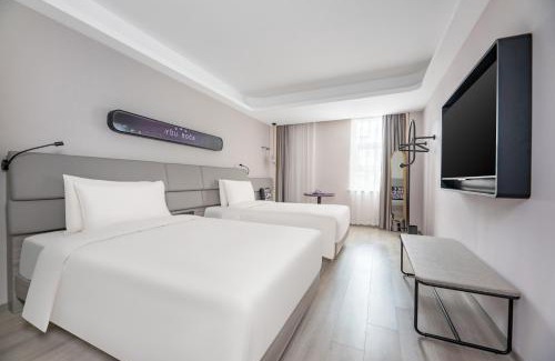 Ganjingzi Hotel | Atour X Hotel Dalian Huanan Plaza Huadong Road