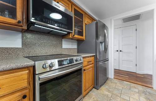Bella Vista House | Atrium House @ Tee 16-min. from Trails & Lake