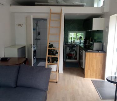 Sandsbro House | Attefallshus säng 160 bäddsoffa 160