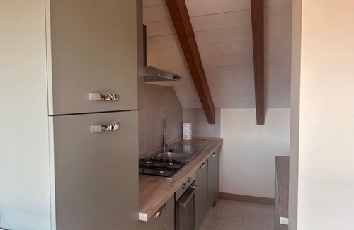 Seregno Apartment | Attic apartment in the centre of Seregno (ORCHIDEA APARTMENT)