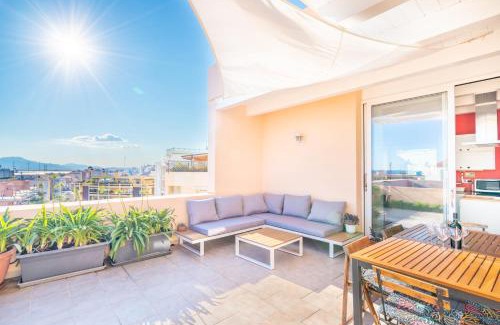 Cagliari Apartment | Attico Luce e Colori - Terrazza Vista Mare - 5 Bdr