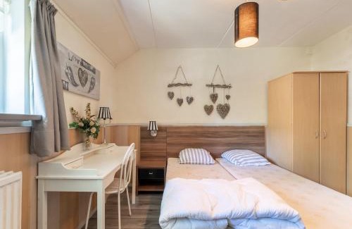 Giethoorn House | Attractive farmhouse in Giethoorn with garden