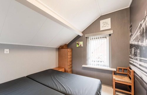 Eefde House | Attractive holiday home in Eefde with garden
