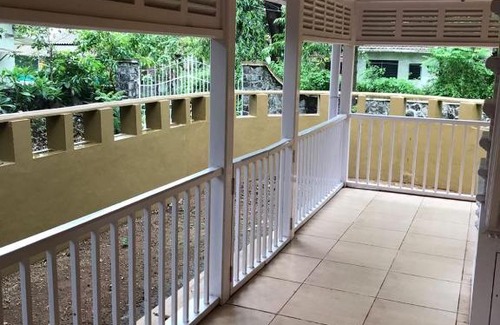Kihim Apartment | Atul Bhagat's Bungalow at kihim by the banyan shelters