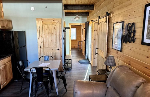 Bramwell Cabin | ATV TrailCamp: Barnum's Camp- Just seconds from the HMT Pocahontas Trailhead!