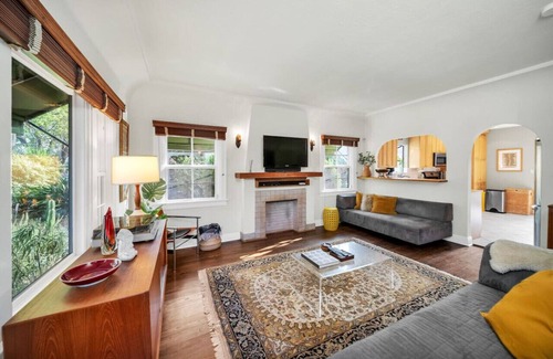 Atwater Village House | Atwater Oasis w/Pool and HotTub very Walkable Area