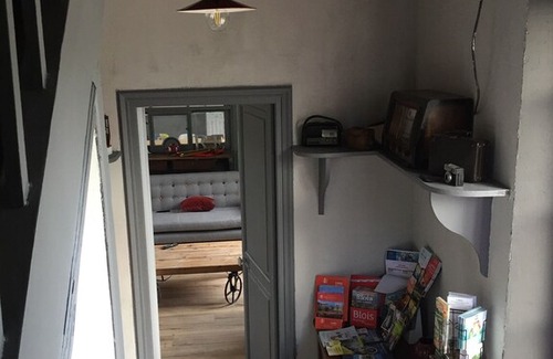 Mers-sur-Indre House | Atypical stay in a renovated 19th century train station