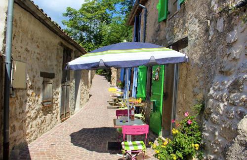 Fayence House | Au bon accueil