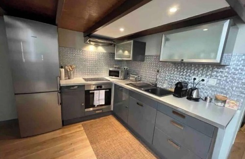 Arras-sur-Rhone Apartment | Au cœur d’hôtel de ville Blanco