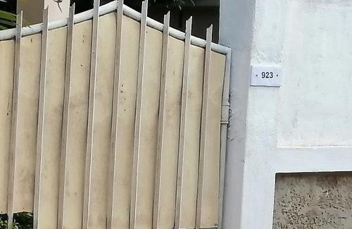 Port Louis House | Au Calme