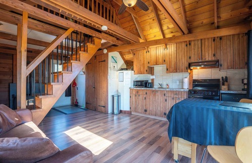 Sainte-Melanie Ski Chalet | Au Chic Chalet des Chutes | Chic Rustique |