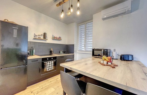 Joyeuse Apartment | Au Coeur Ardéchois - With shaded terrace