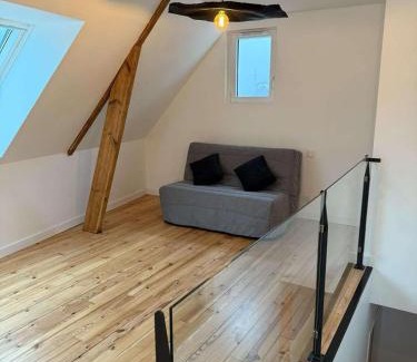 Huelgoat Apartment | Au coeur du chaos