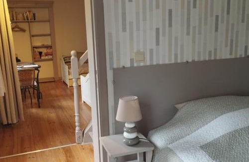 Walcourt Bed & Breakfast | Au fil des champs