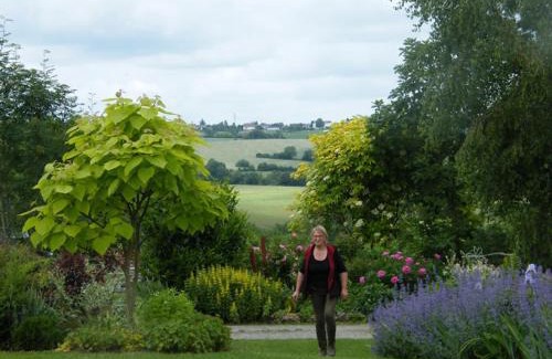 Maheru Bed & Breakfast | Au Jardin Des Violettes