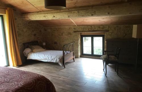 Saint-Pons-la-Calm House | au milieu des bois