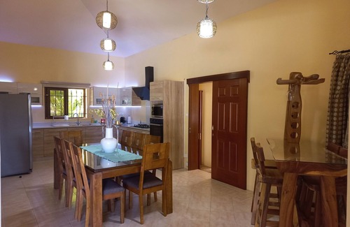 Le Morne Villa | "Au Pied du Morne Brabant"