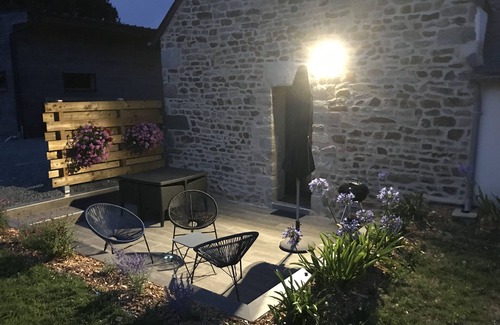 Ploneour-Lanvern House | AU PORTE DE L'OCEAN GITE WITH HEATED POOL