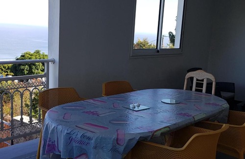 Le Portail House | Au Soleil