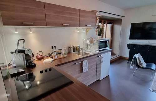 Quartier de la Chapelle Hostel | Auberge de Jeunesse Paris HI Yves Robert