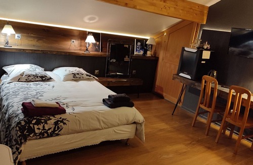Tendon Hotel | Auberge de la Poirie