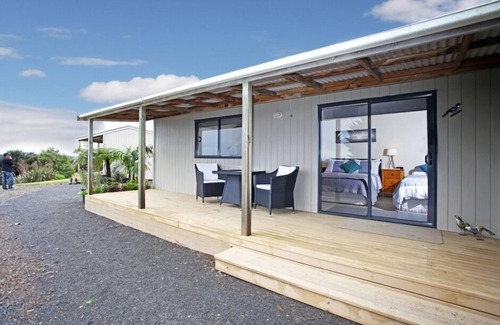 Clevedon Cottage | Auckland Country Cottages - Tui Cottage