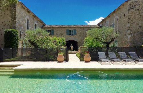 Althen-des-Paluds Villa | AUGUST STILL FREE!
