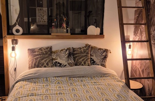 Ecuires Bed & Breakfast | Augustus and Simon's grove