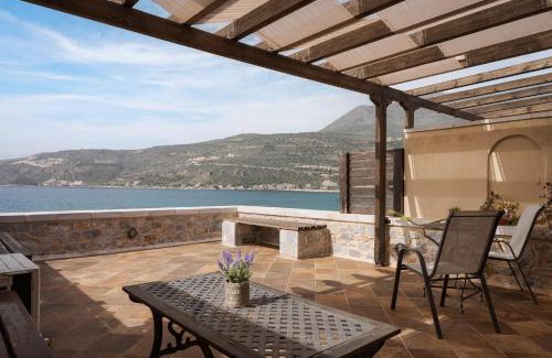 Neo Itilo Apartment | Aura Seafront Villa