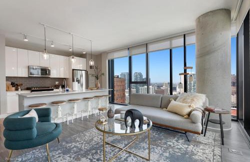 Near North Side Apartment | Aurelien Spacious Apartments in the Heart of Gold Coast
