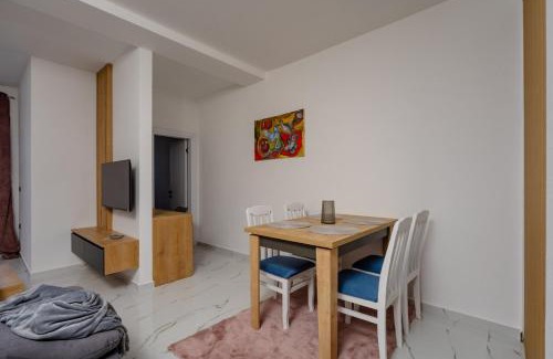 Utjeha House | Aurora Apartments