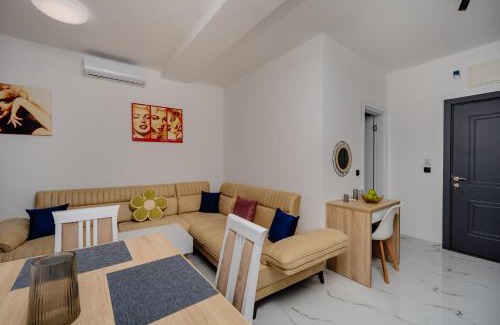 Utjeha House | Aurora Apartments